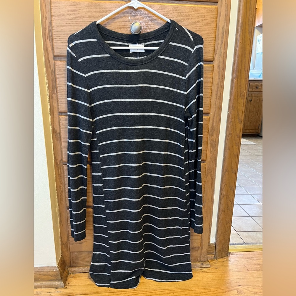 Lou & Grey Dress Size M